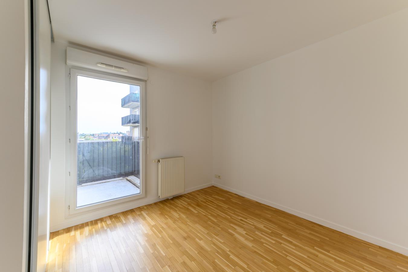 
																			4 pièces - 
																		3ème étage - 75m² - 1 571,87 € - Photo #4