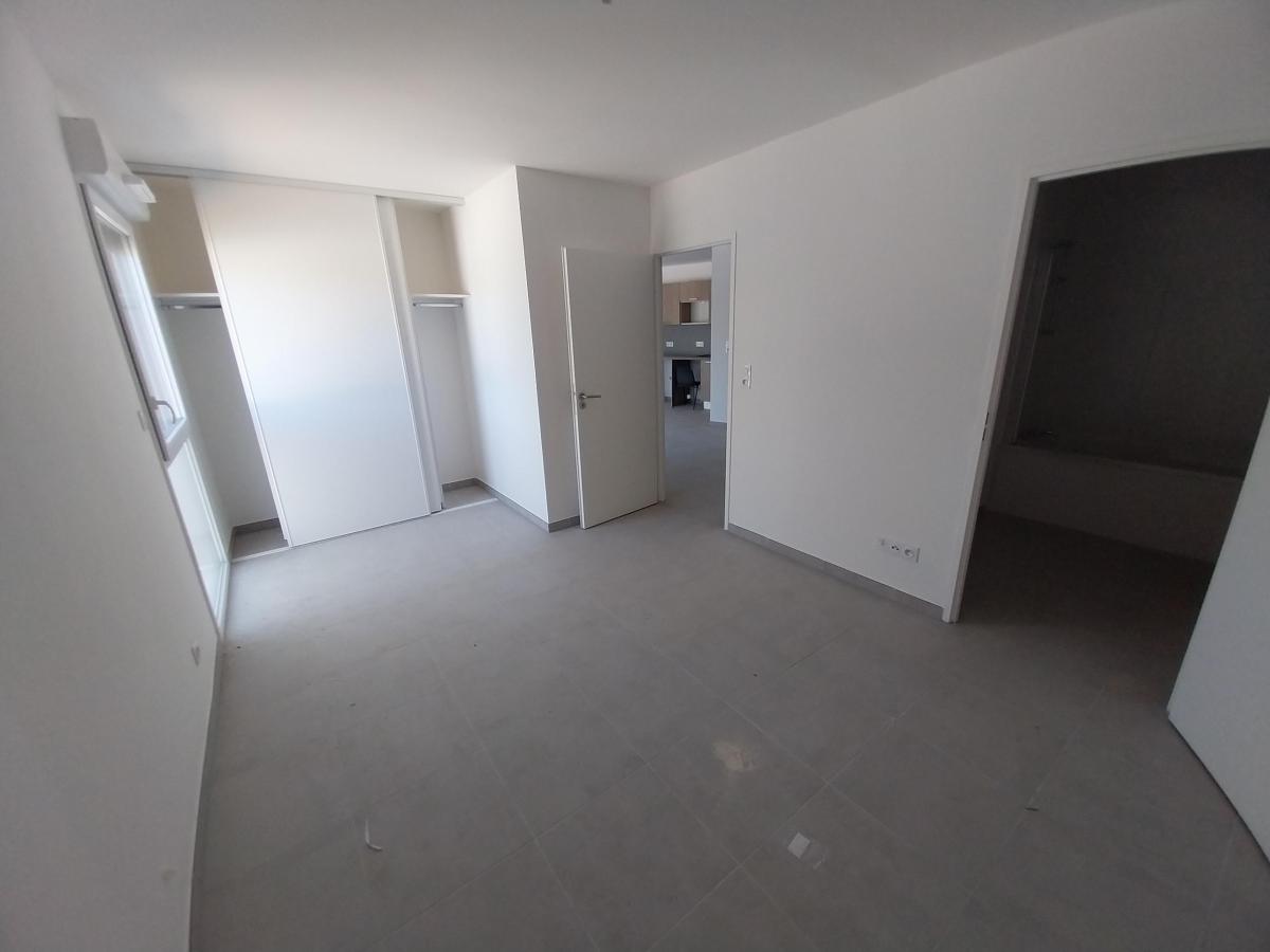 4 pièces - 1er étage - 91m² - 1 344,71 € - Photo #4