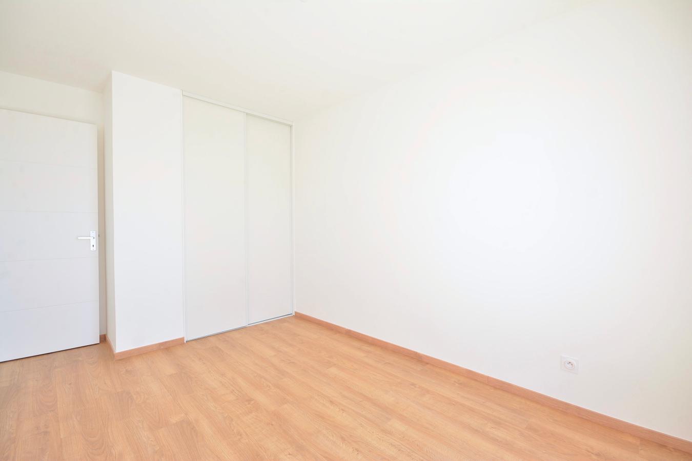 
																			5 pièces - 
																		6ème étage - 116m² - 1 736,63 € - Photo #7