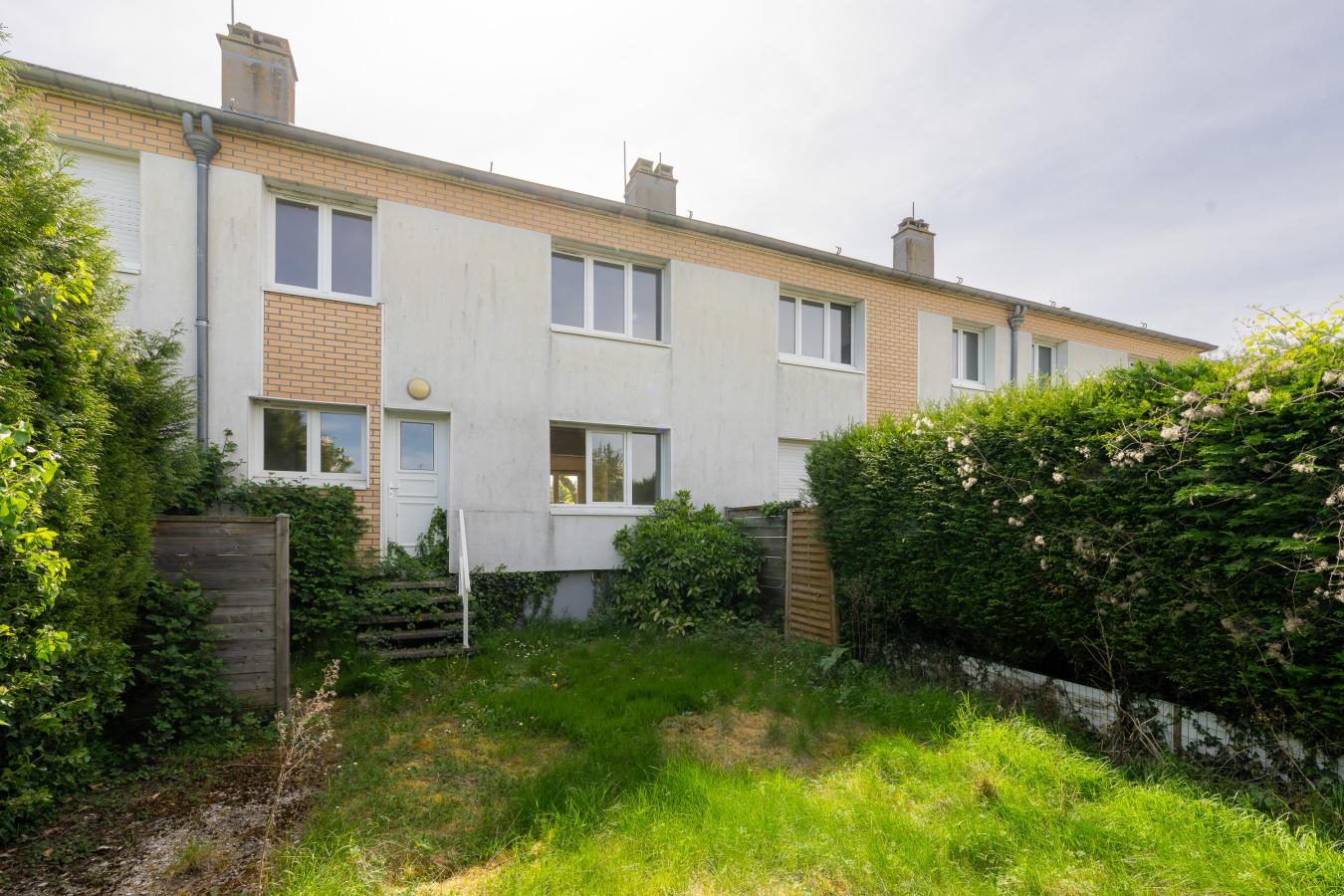 5 pièces - RDC - 80m² - 155 000 € - Photo #1