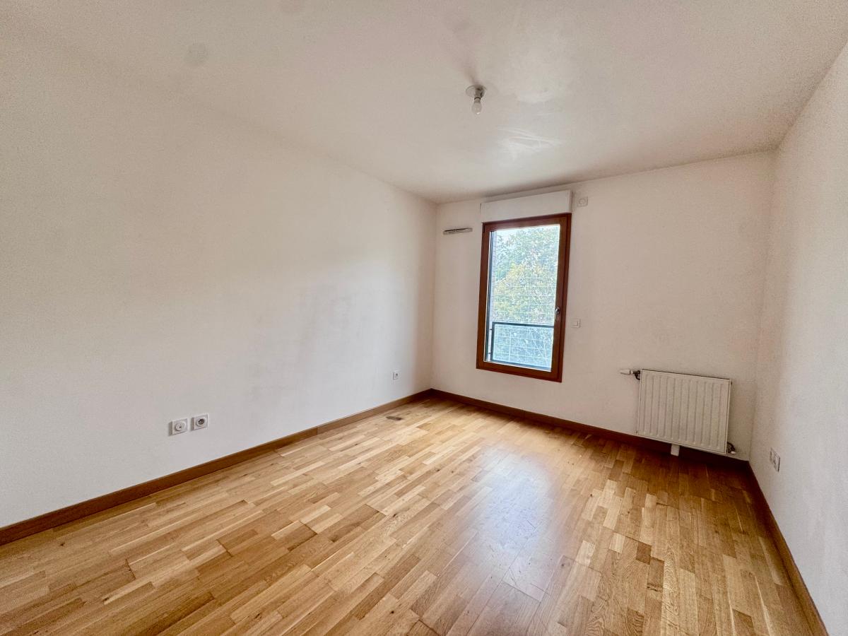 3 pièces - 2ème étage - 68m² - 1 260,28 € - Photo #4