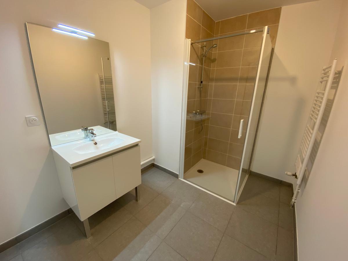 
																																							3 pièces - 
																																						1er étage - 71m² - 799,03 € - Photo #6