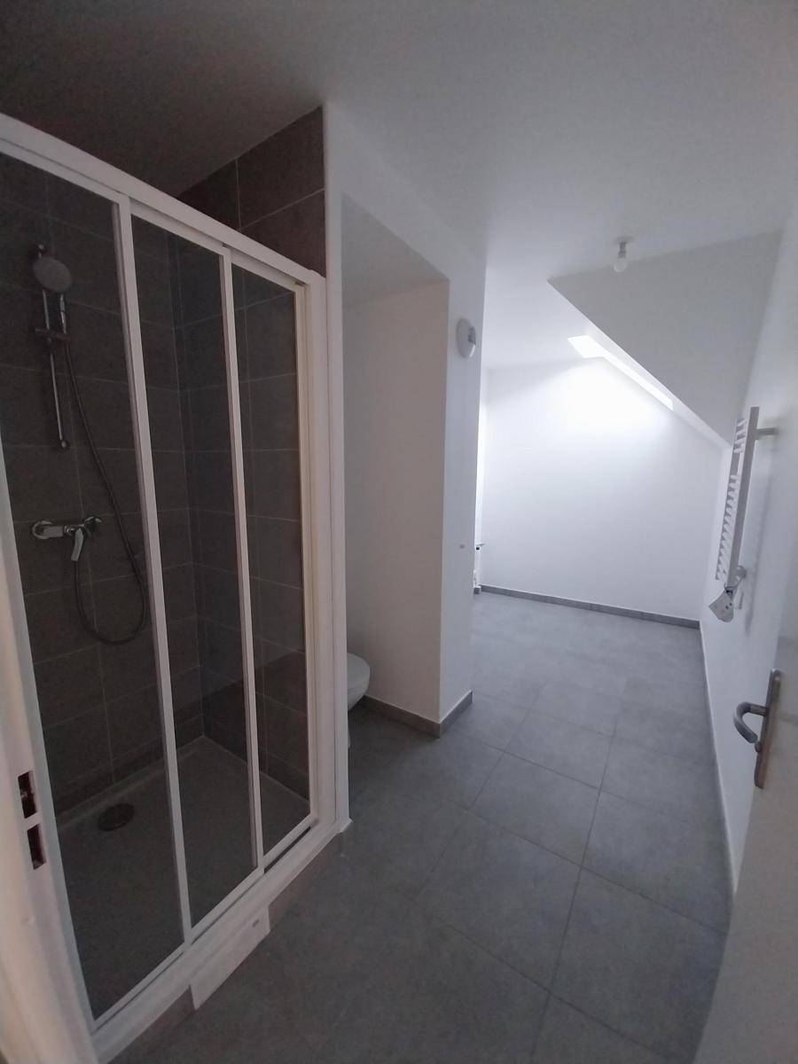 
																																							3 pièces - 
																																						3ème étage - 67m² - 815,25 € - Photo #5