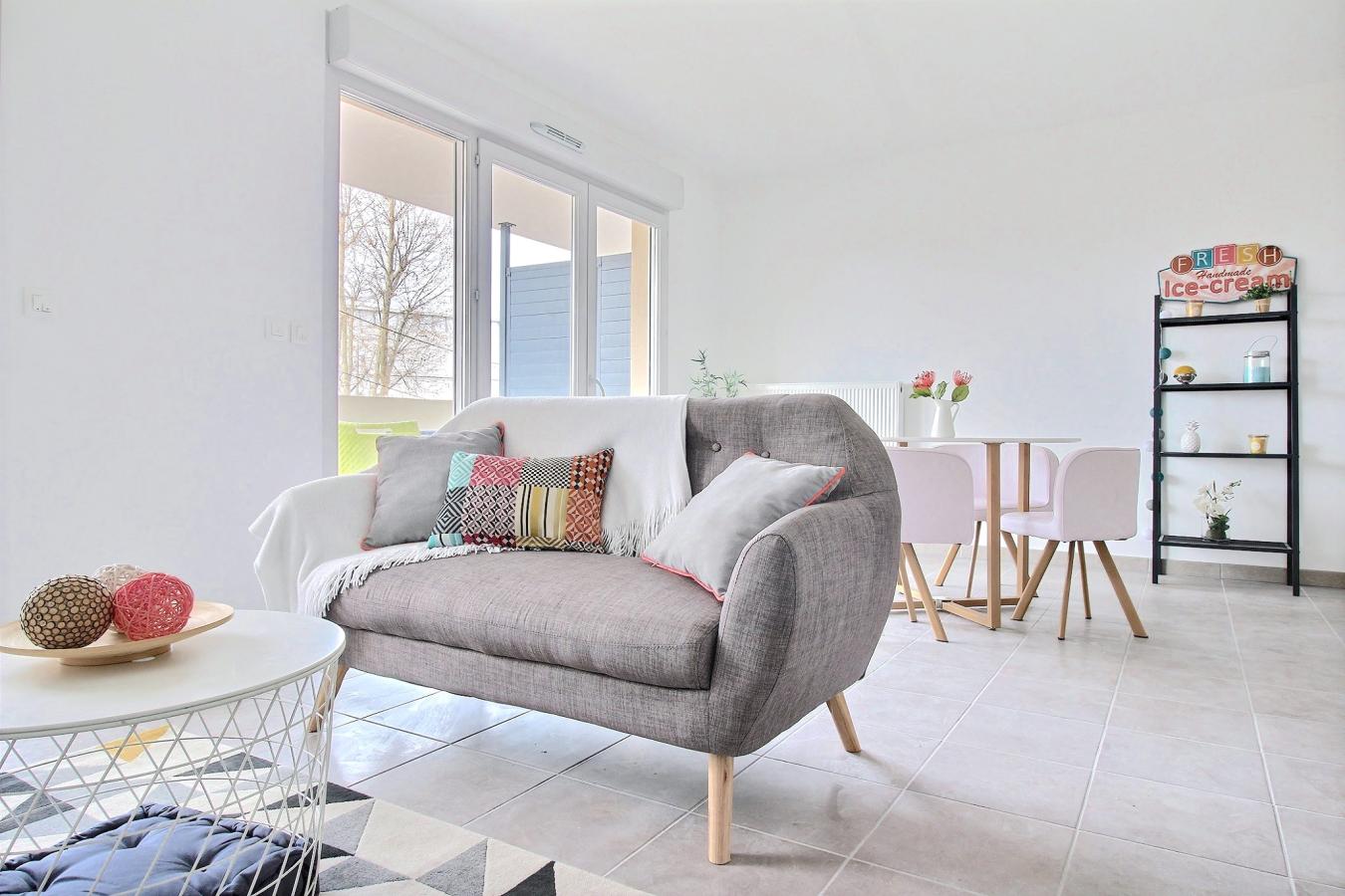 
																																							3 pièces - 
																																						3ème étage - 66m² - 923,11 € - Photo #5