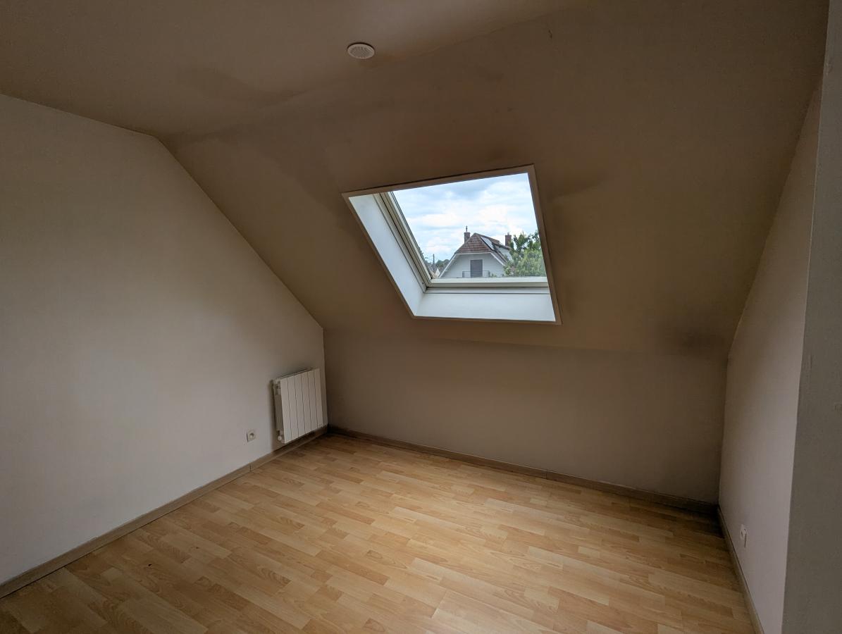 
																																							4 pièces - 
																																						RDC - 76m² - 145 000 € - Photo #4