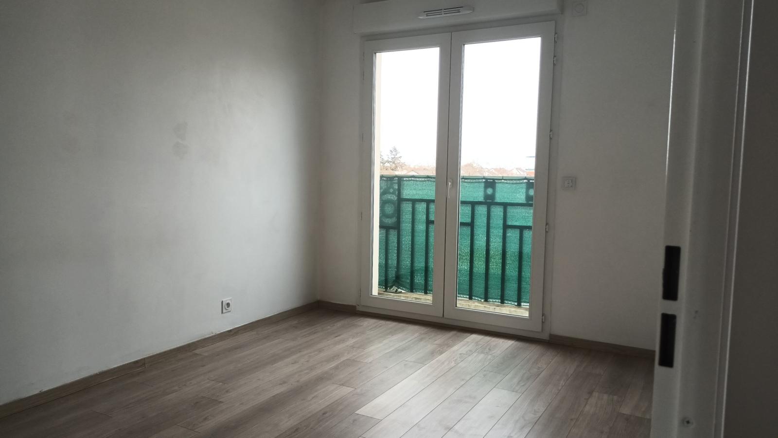 
																																							2 pièces - 
																																						1er étage - 49m² - 968,79 € - Photo #1