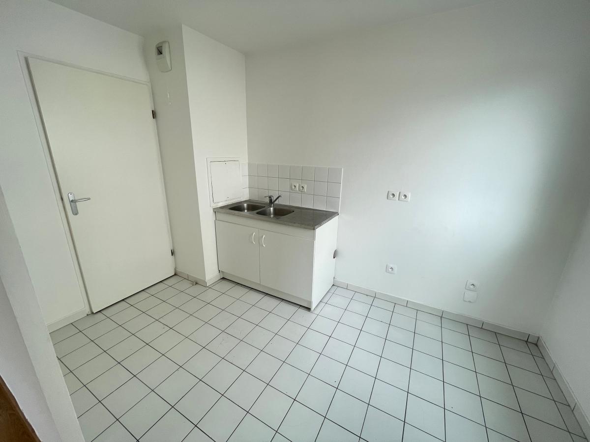 
																			3 pièces - 
																		5ème étage - 64m² - 1 236,27 € - Photo #0