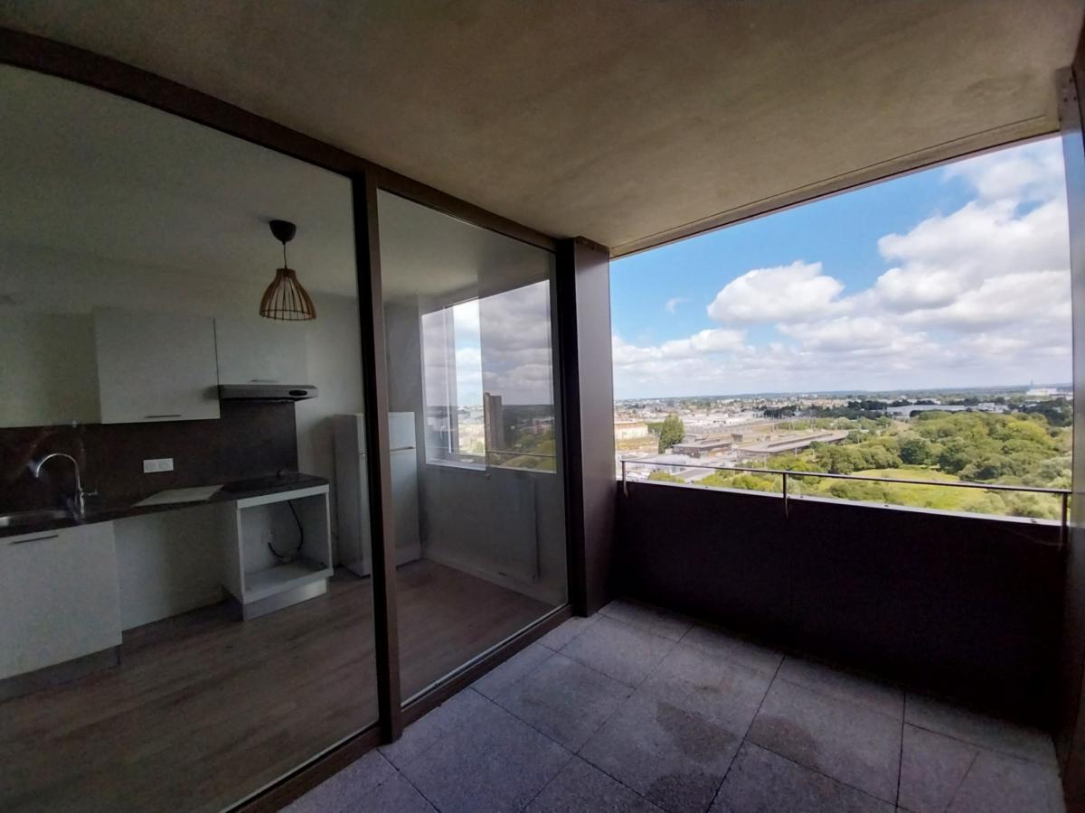 
																			2 pièces - 
																		14ème étage - 44m² - 773,14 € - Photo #4