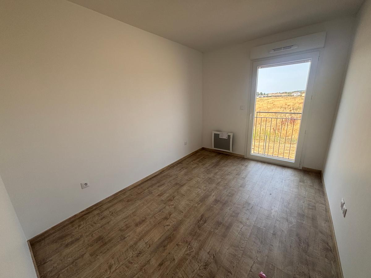 
																																							4 pièces - 
																																						1er étage - 82m² - 947,37 € - Photo #4