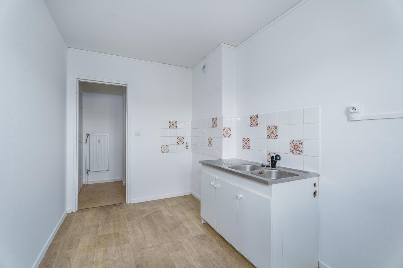 
																																							3 pièces - 
																																						7ème étage - 67m² - 654,95 € - Photo #1