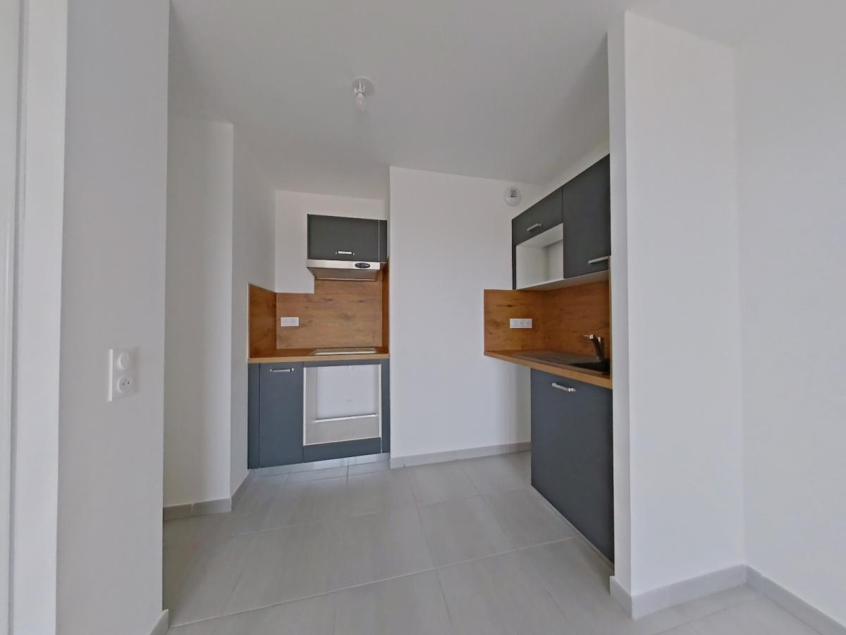 
																																							2 pièces - 
																																						5ème étage - 42m² - 645,24 € - Photo #1