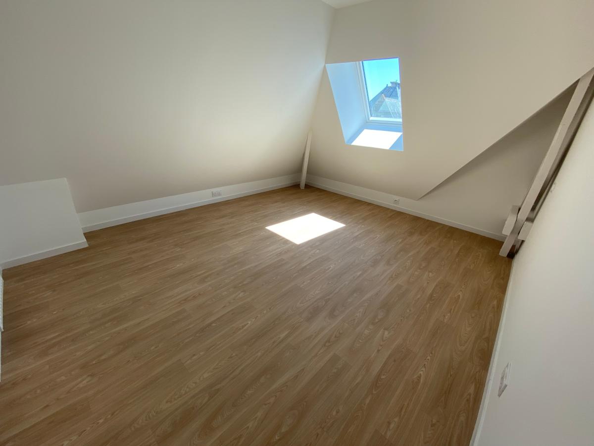 2 pièces - 2ème étage - 28m² - 633,97 € - Photo #4