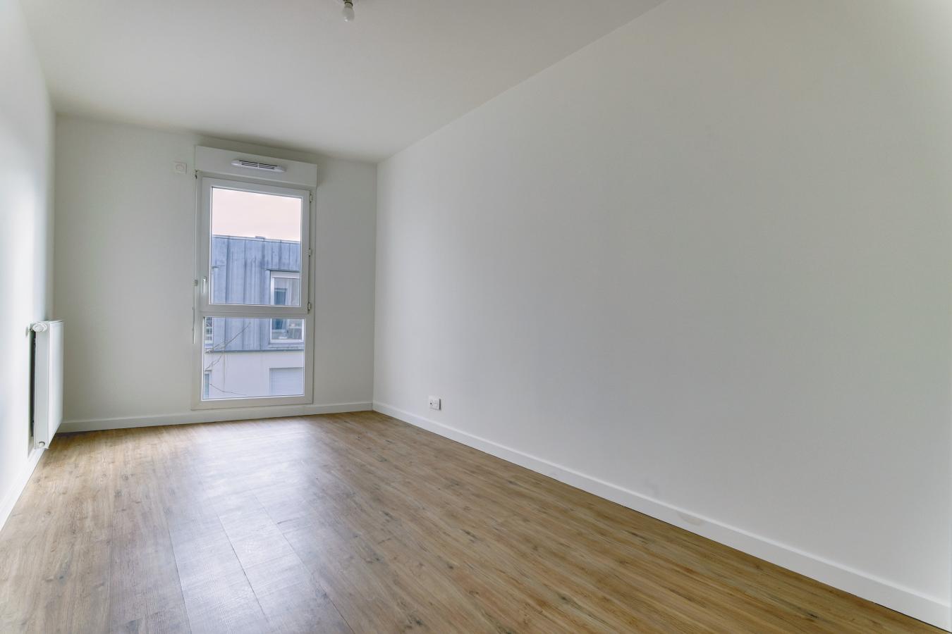 
																			4 pièces - 
																		2ème étage - 83m² - 1 736,40 € - Photo #3