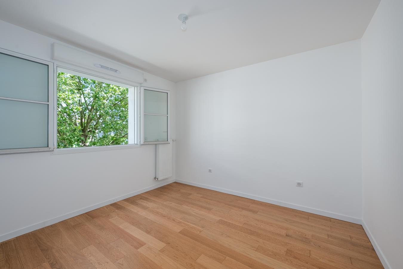
																																							3 pièces - 
																																						1er étage - 69m² - 380 000 € - Photo #7