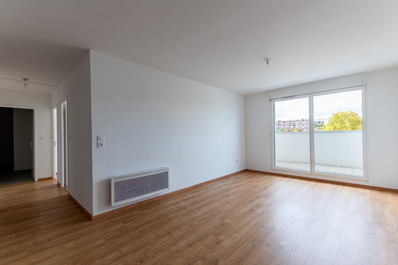 3 pièces - 4ème étage - 72m² - 1 062,00 € - Photo #3