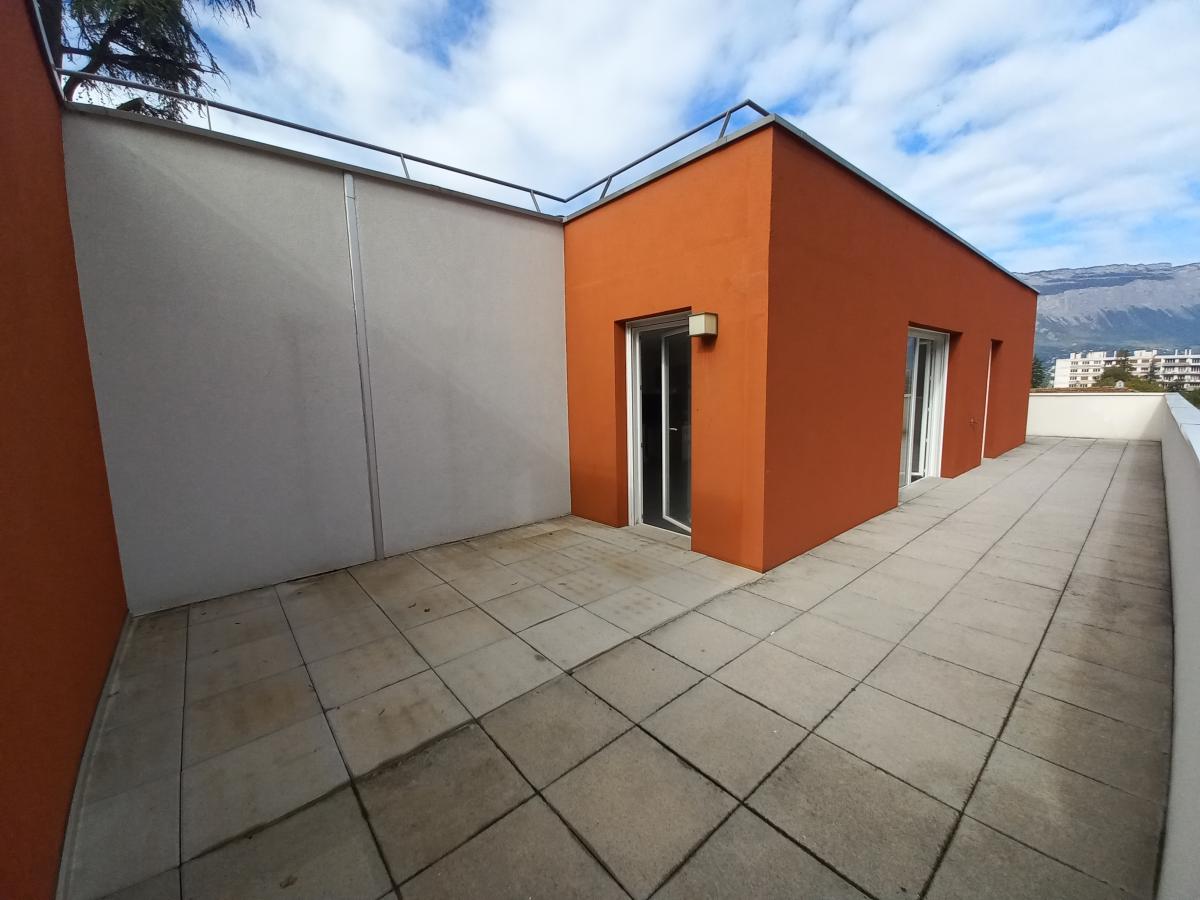 4 pièces - 3ème étage - 78m² - 1 022,12 € - Photo #6
