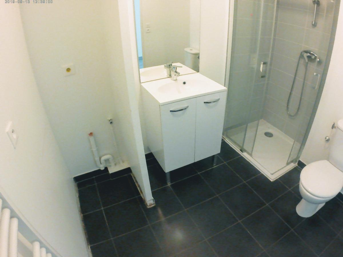2 pièces - 1er étage - 36m² - 743,68 € - Photo #5