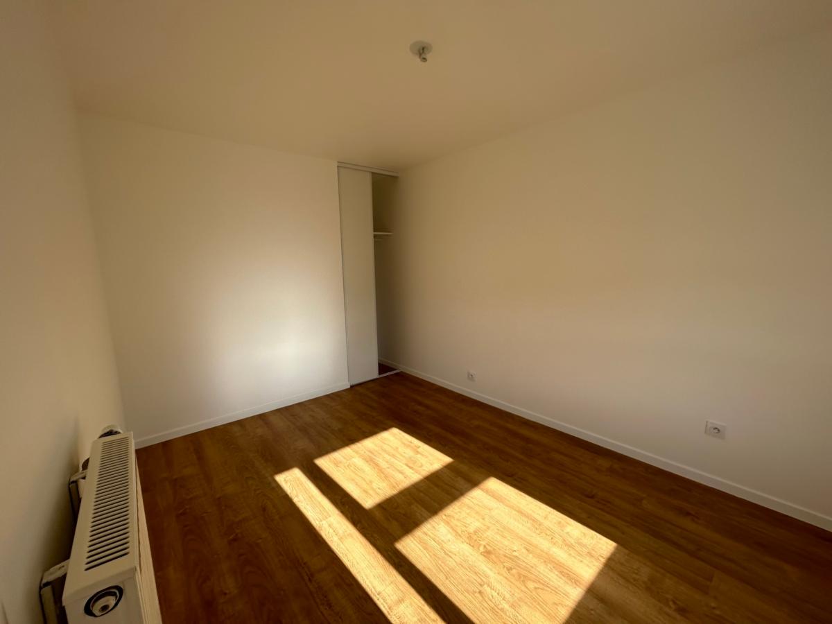 
																																							2 pièces - 
																																						5ème étage - 47m² - 880,14 € - Photo #3