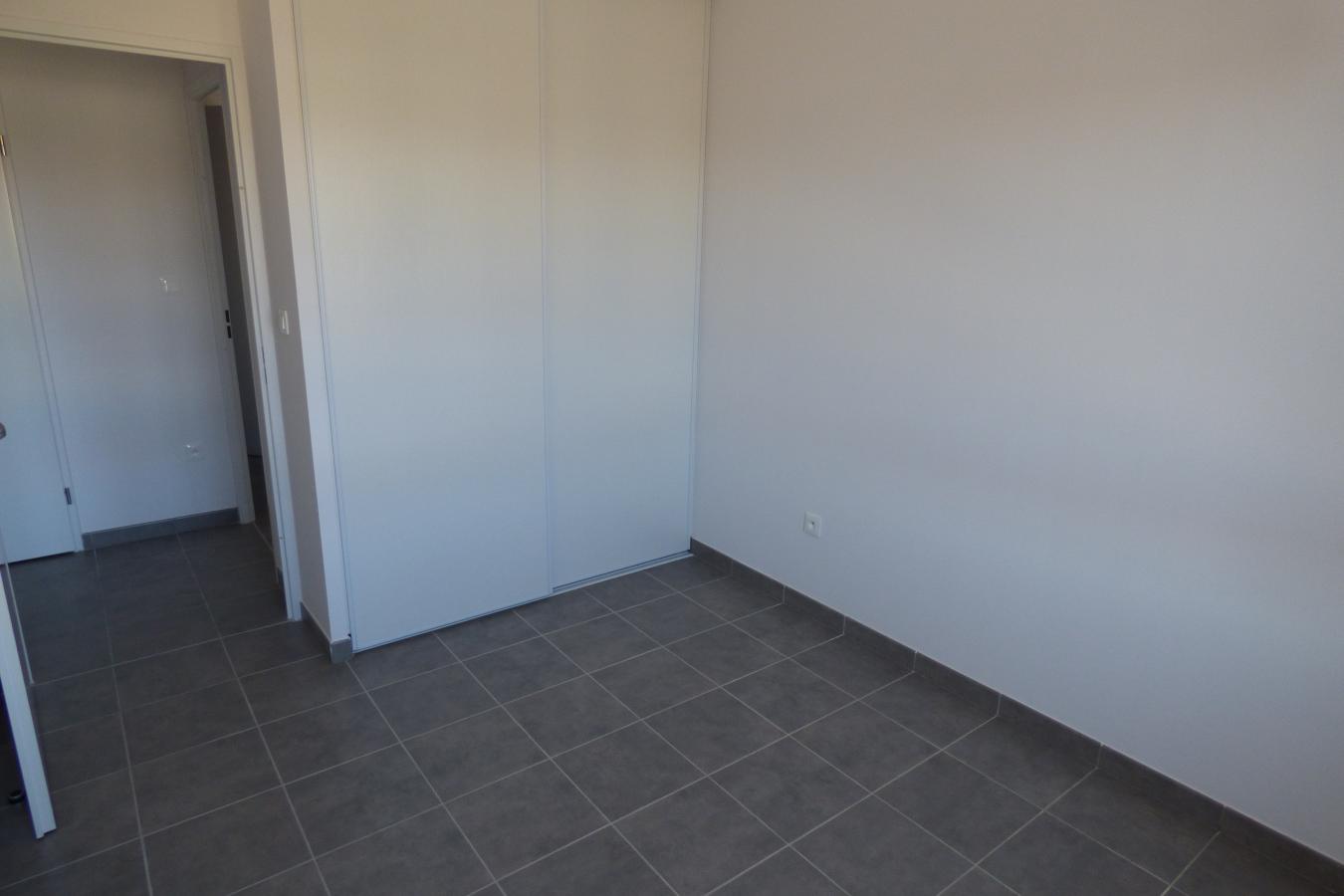 
																																							3 pièces - 
																																						2ème étage - 65m² - 726,33 € - Photo #5