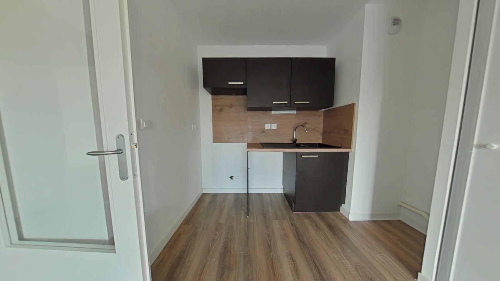 
																																							2 pièces - 
																																						1er étage - 41m² - 509,54 € - Photo #2