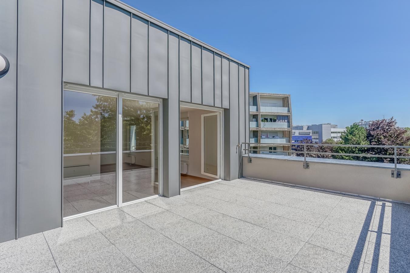 
																																							4 pièces - 
																																						3ème étage - 71m² - 943,79 € - Photo #2