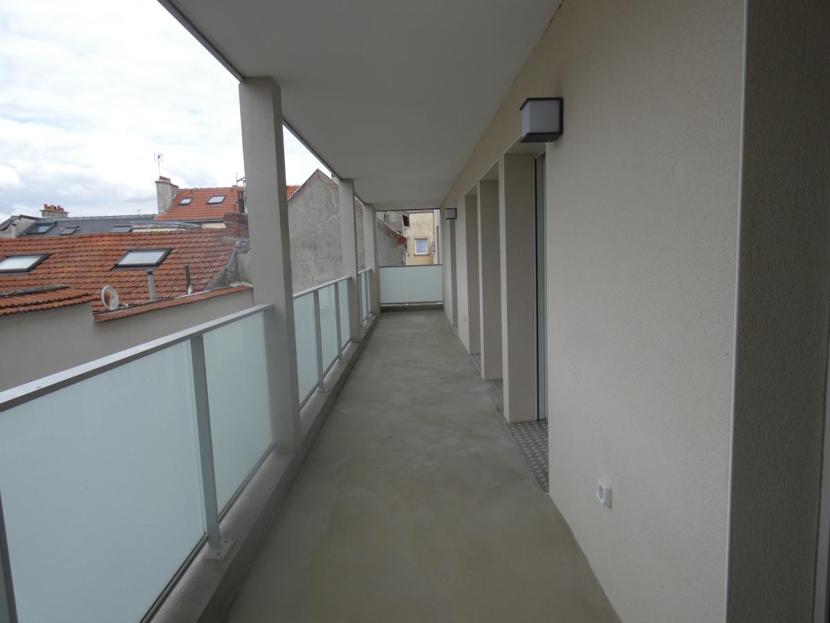 4 pièces - 1er étage - 96m² - 1 063,85 € - Photo #3