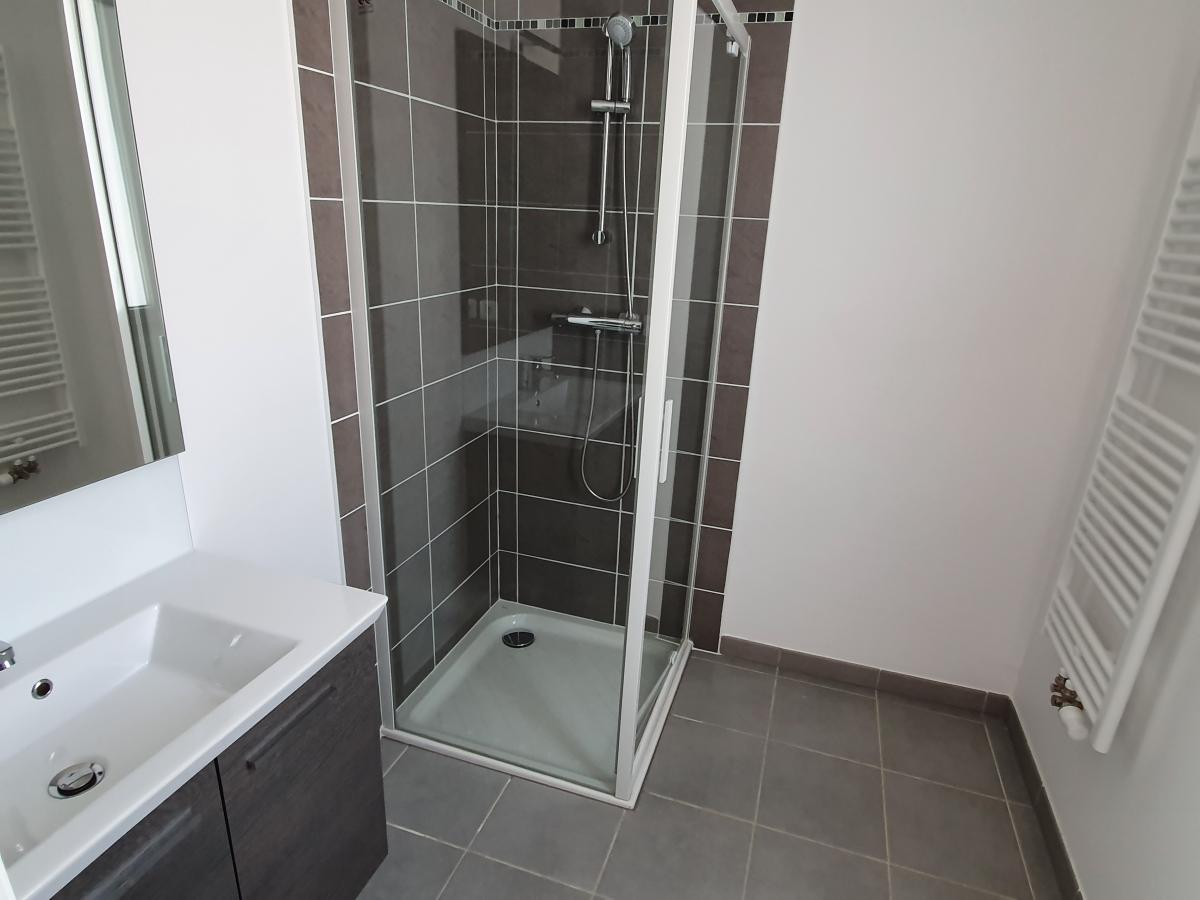 
																																							2 pièces - 
																																						2ème étage - 42m² - 520,11 € - Photo #1