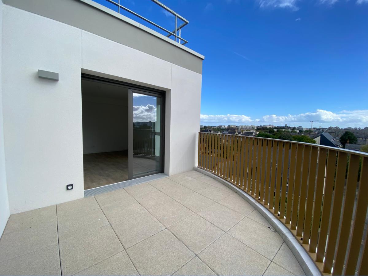 
																			4 pièces - 
																		4ème étage - 110m² - 1 493,94 € - Photo #0