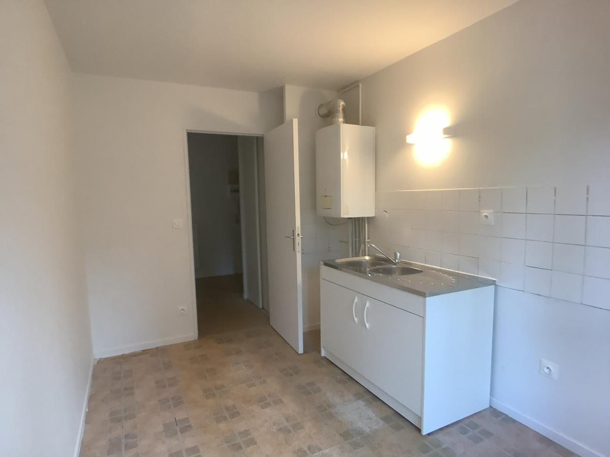 4 pièces - RDC - 95m² - 169 000 € - Photo #2