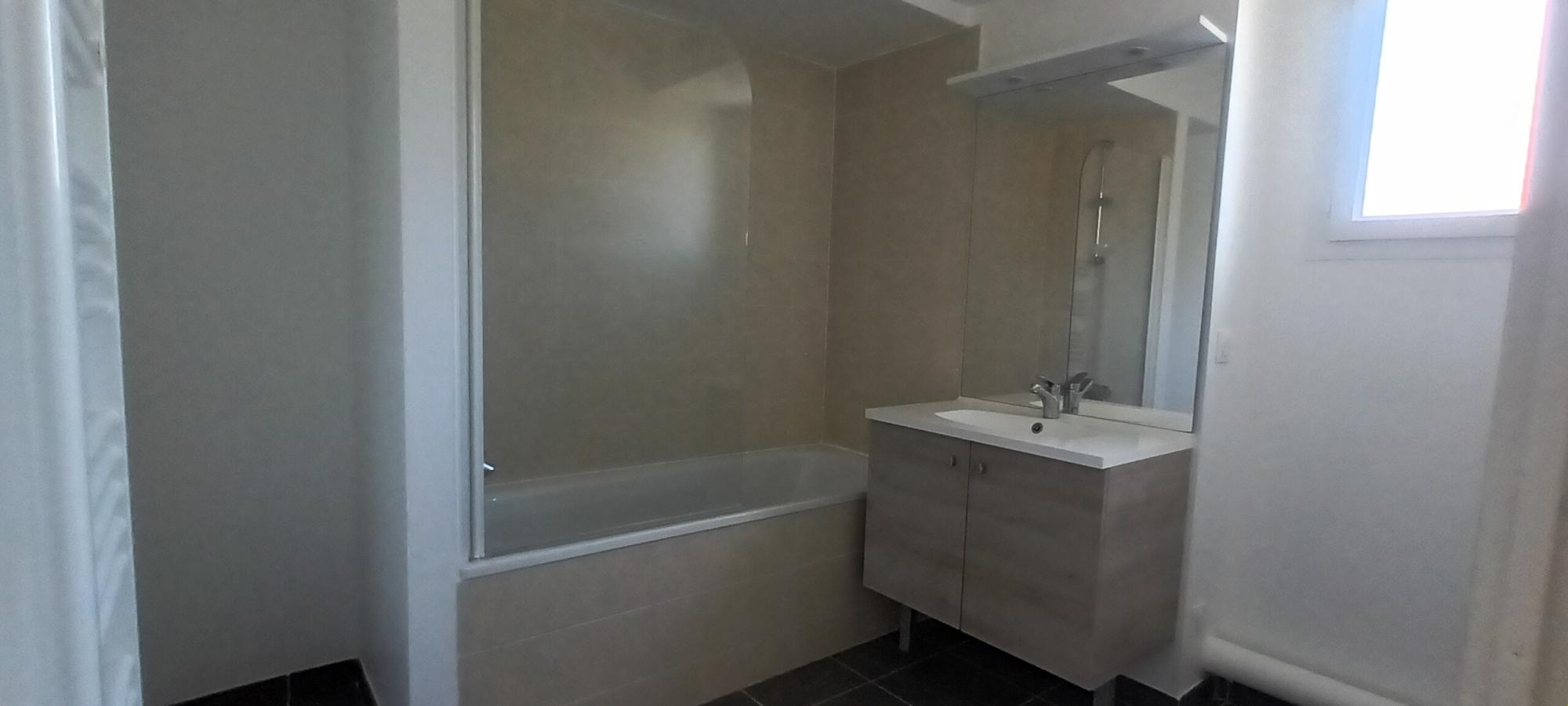 
																			3 pièces - 
																		3ème étage - 59m² - 1 086,75 € - Photo #5