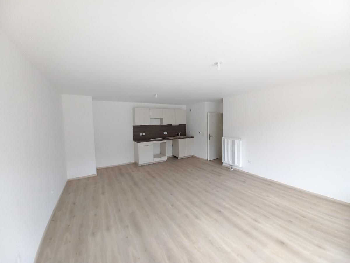 3 pièces - 2ème étage - 68m² - 836,72 € - Photo #1