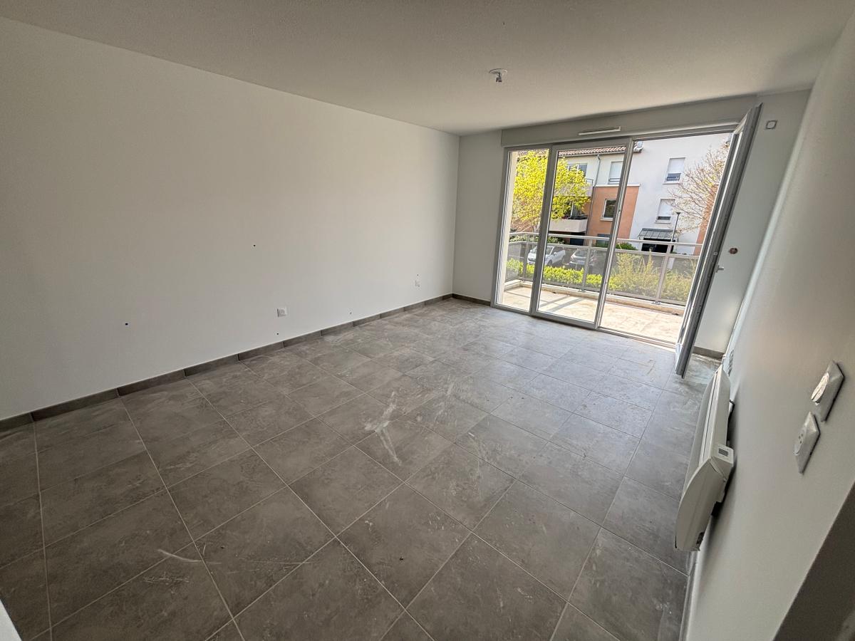 
																																							2 pièces - 
																																						1er étage - 43m² - 530,66 € - Photo #3