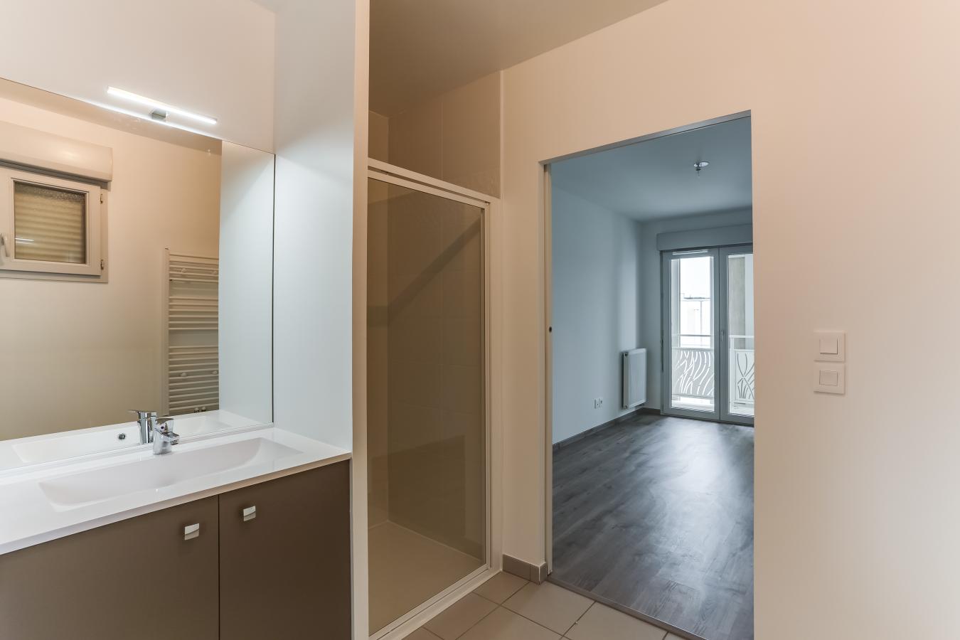 
																																							2 pièces - 
																																						1er étage - 43m² - 588,47 € - Photo #3