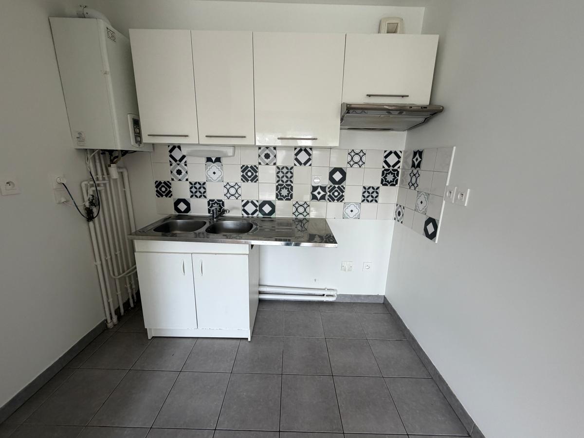 
																																							3 pièces - 
																																						1er étage - 67m² - 751,09 € - Photo #2