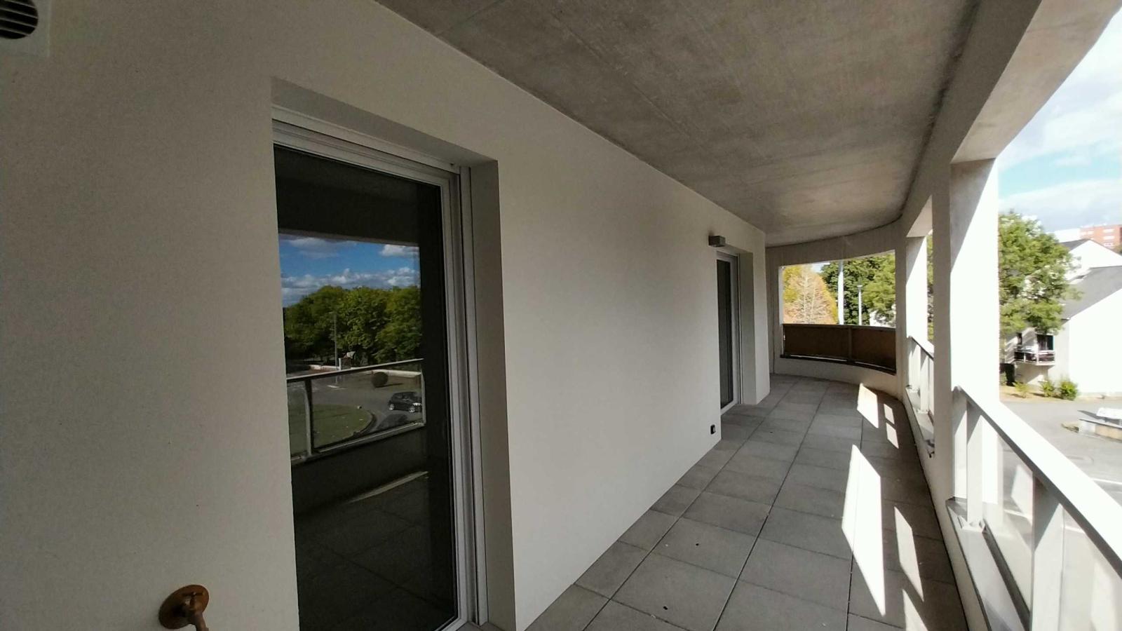 3 pièces - 2ème étage - 59m² - 855,86 € - Photo #2