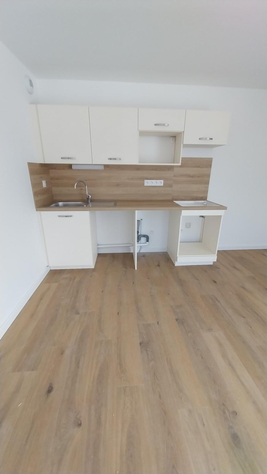 
																																							3 pièces - 
																																						2ème étage - 68m² - 756,23 € - Photo #2