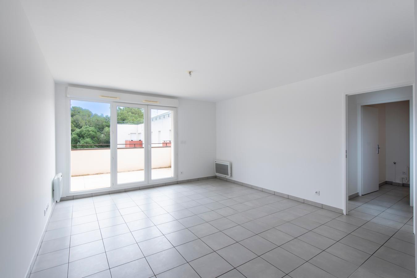 
																			2 pièces - 
																		1er étage - 49m² - 728,24 € - Photo #2