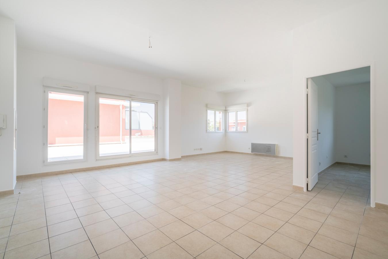 
																																							4 pièces - 
																																						3ème étage - 103m² - 295 000 € - Photo #4