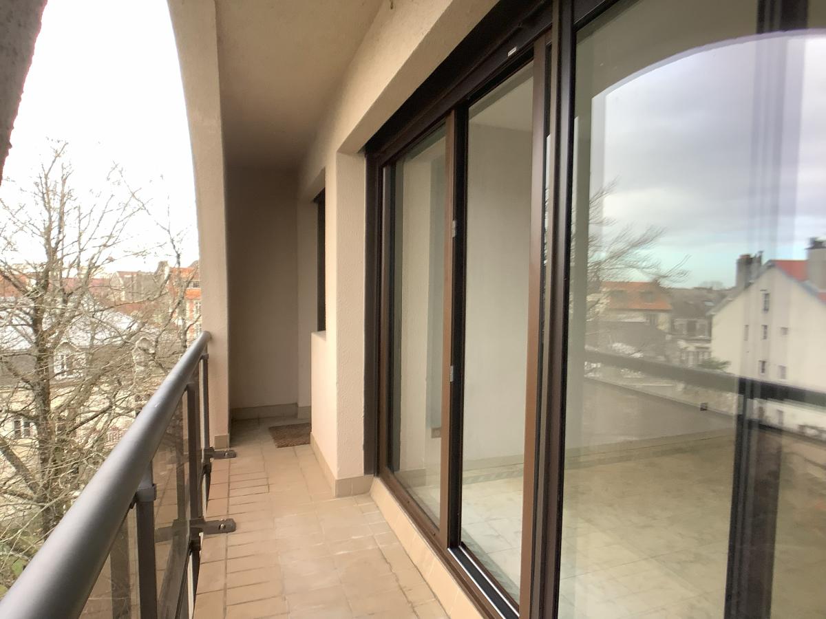 
																																							2 pièces - 
																																						5ème étage - 54m² - 95 000 € - Photo #6