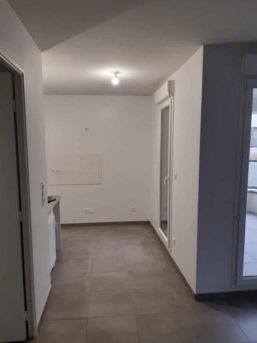 3 pièces - 1er étage - 67m² - 977,12 € - Photo #4