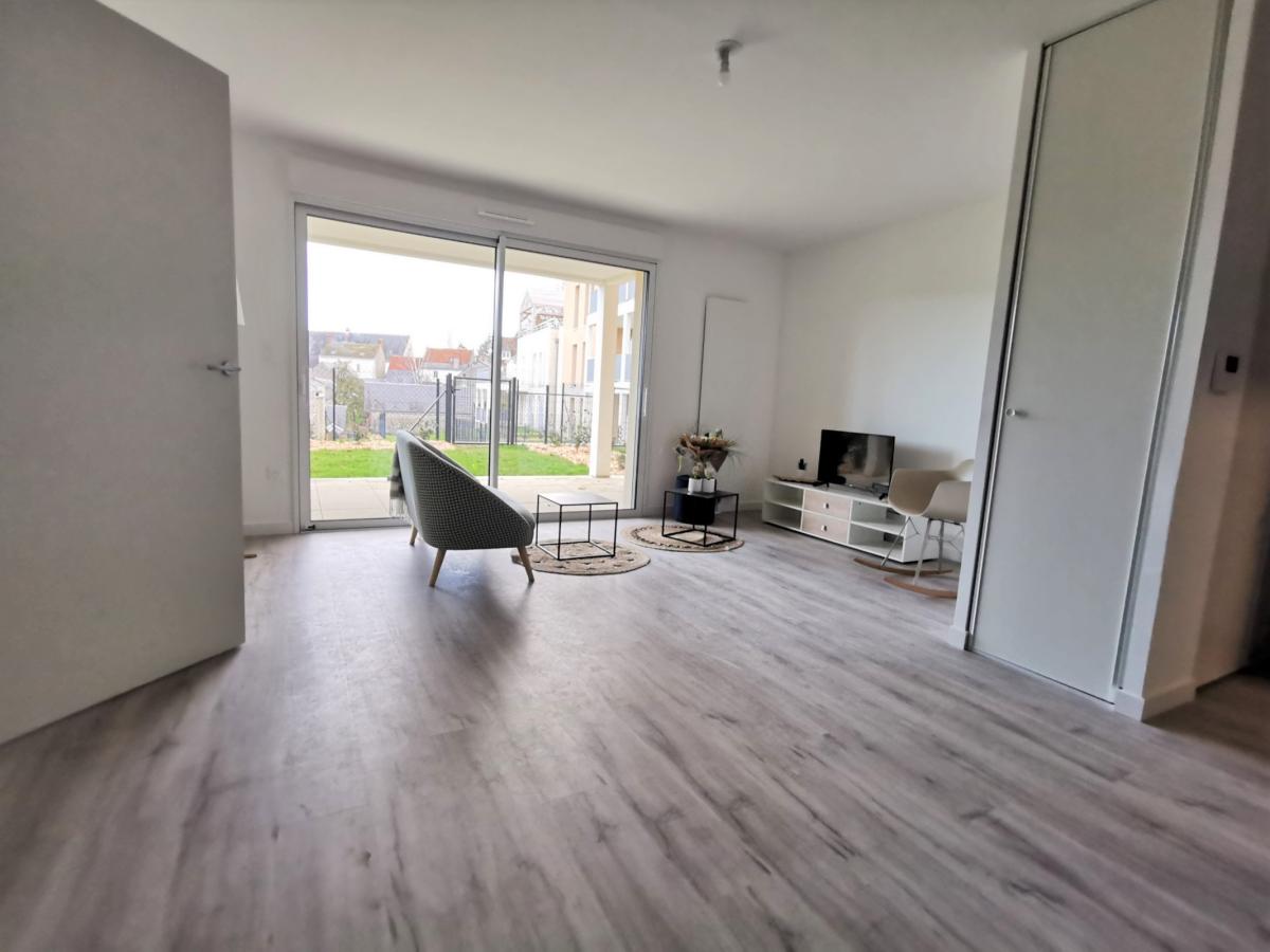 
																			4 pièces – 
																		RDC – 87m² - 963,05 € - Photo #1