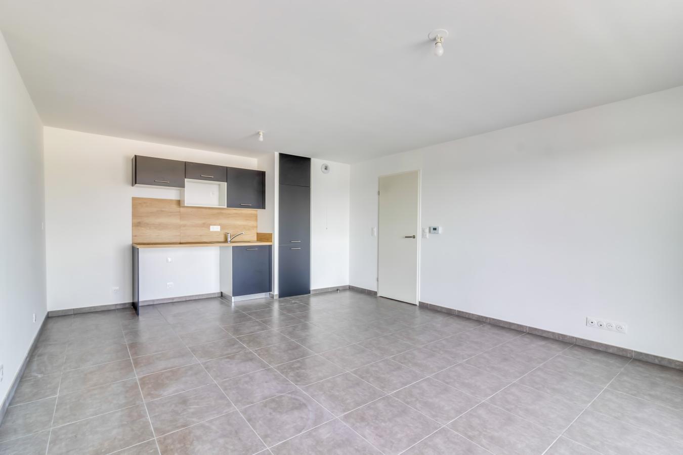 
																																							3 pièces - 
																																						3ème étage - 63m² - 794,52 € - Photo #1