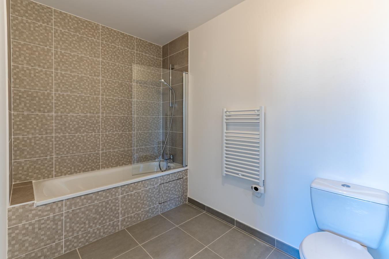 
																			4 pièces - 
																		1er étage - 86m² - 1 484,84 € - Photo #7