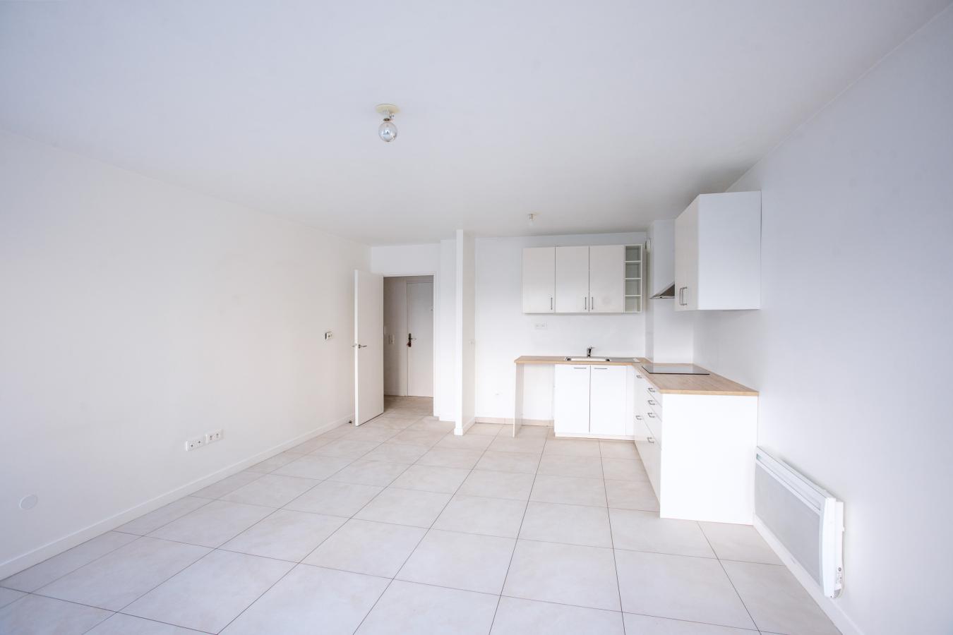 3 pièces - 2ème étage - 65m² - 2 253,81 € - Photo #2