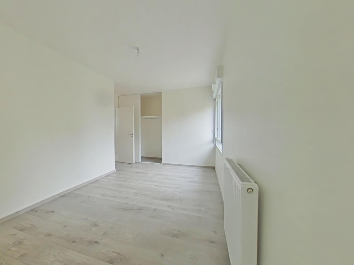 4 pièces - RDC - 83m² - 883,21 € - Photo #5
