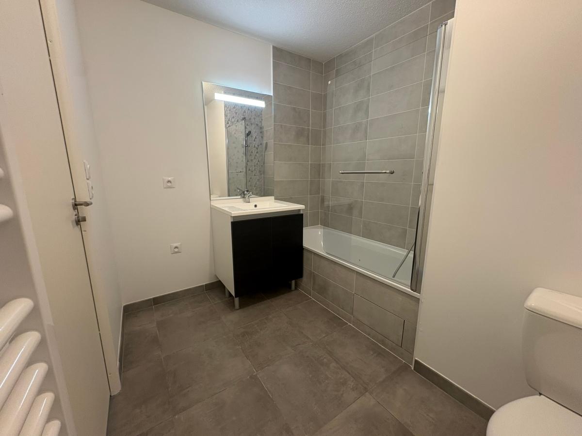 
																																							2 pièces - 
																																						RDC - 45m² - 680,75 € - Photo #4