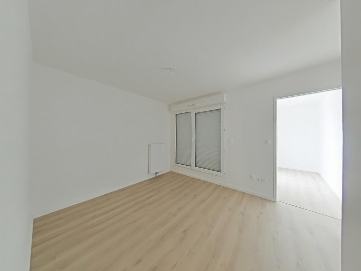 2 pièces - 4ème étage - 61m² - 795,98 € - Photo #3