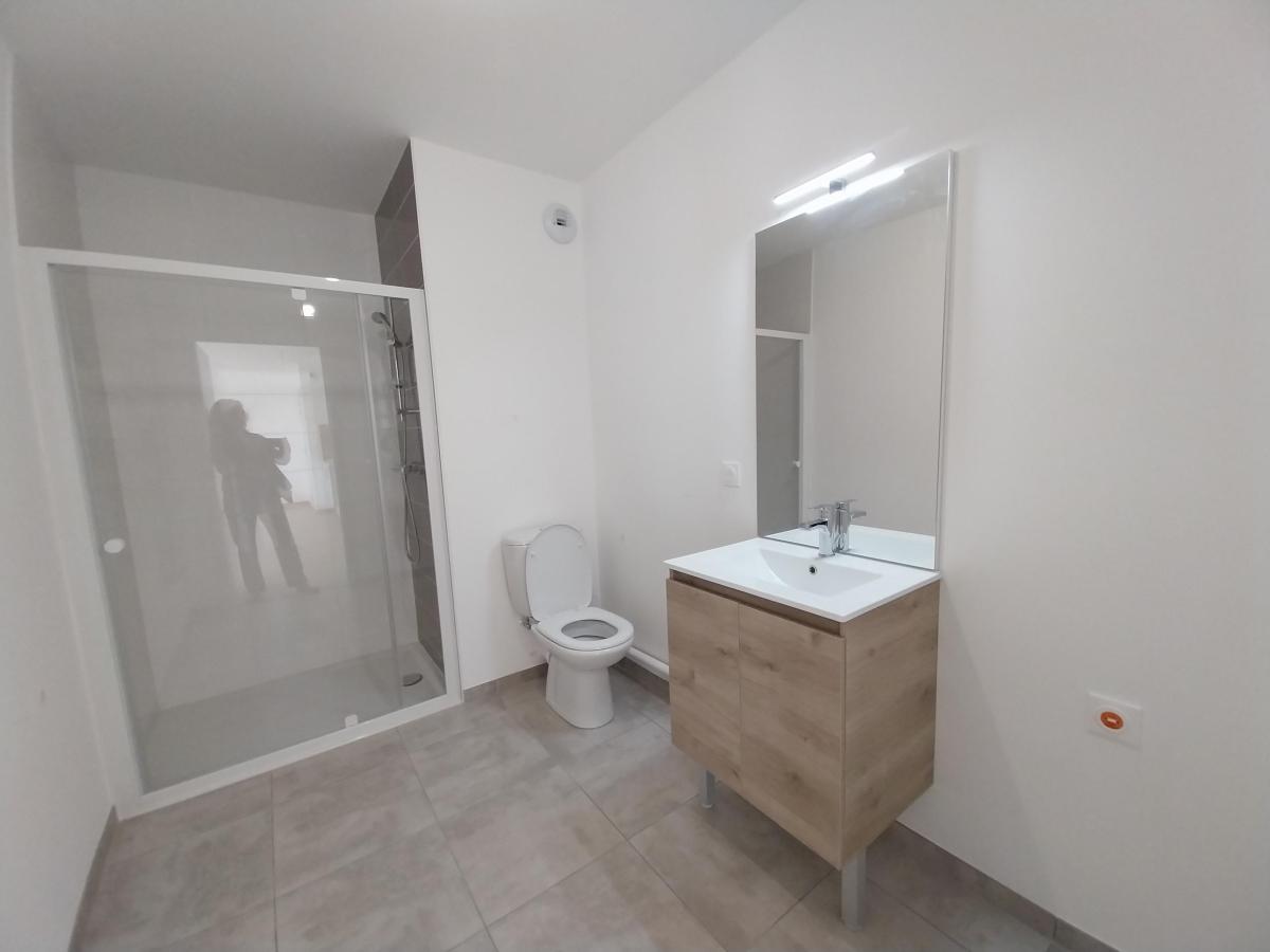 
																																							2 pièces - 
																																						RDC - 45m² - 591,70 € - Photo #6