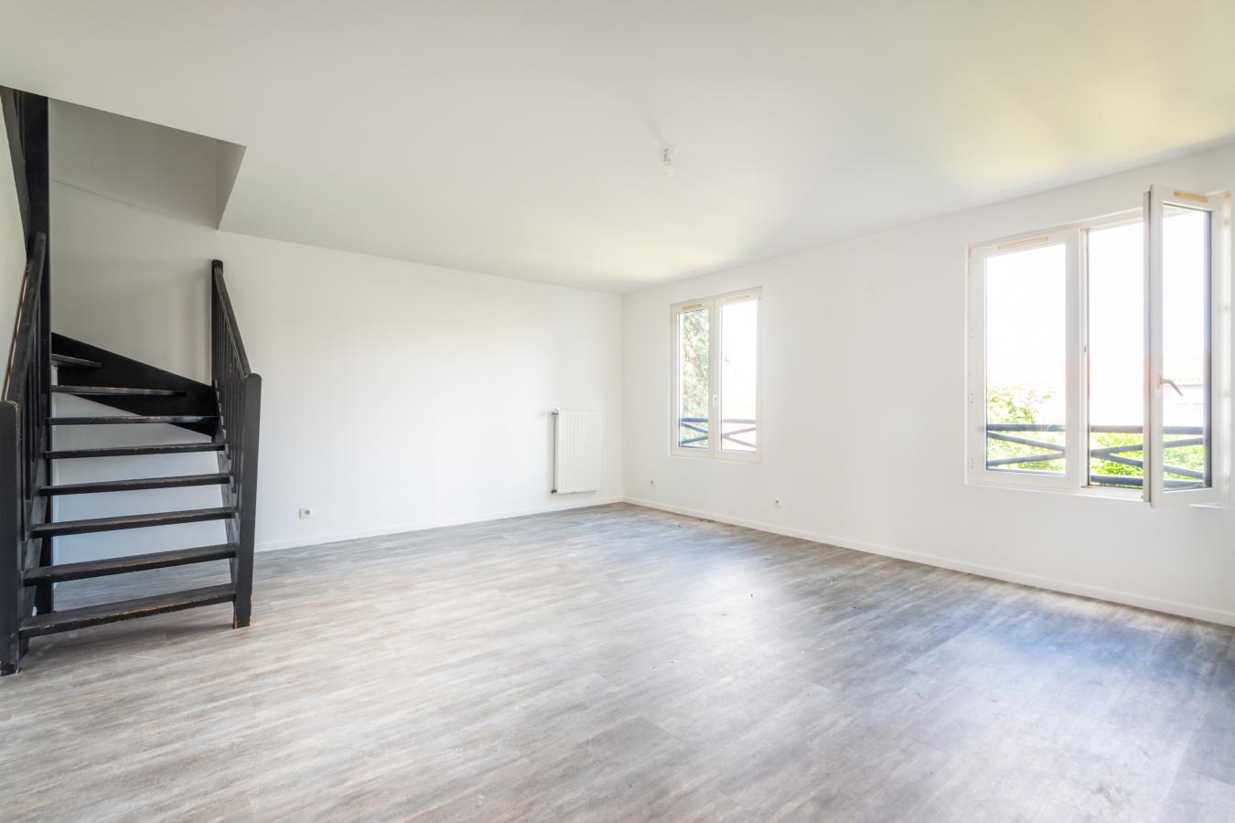 5 pièces - 1er étage - 101m² - 229 000 € - Photo #6