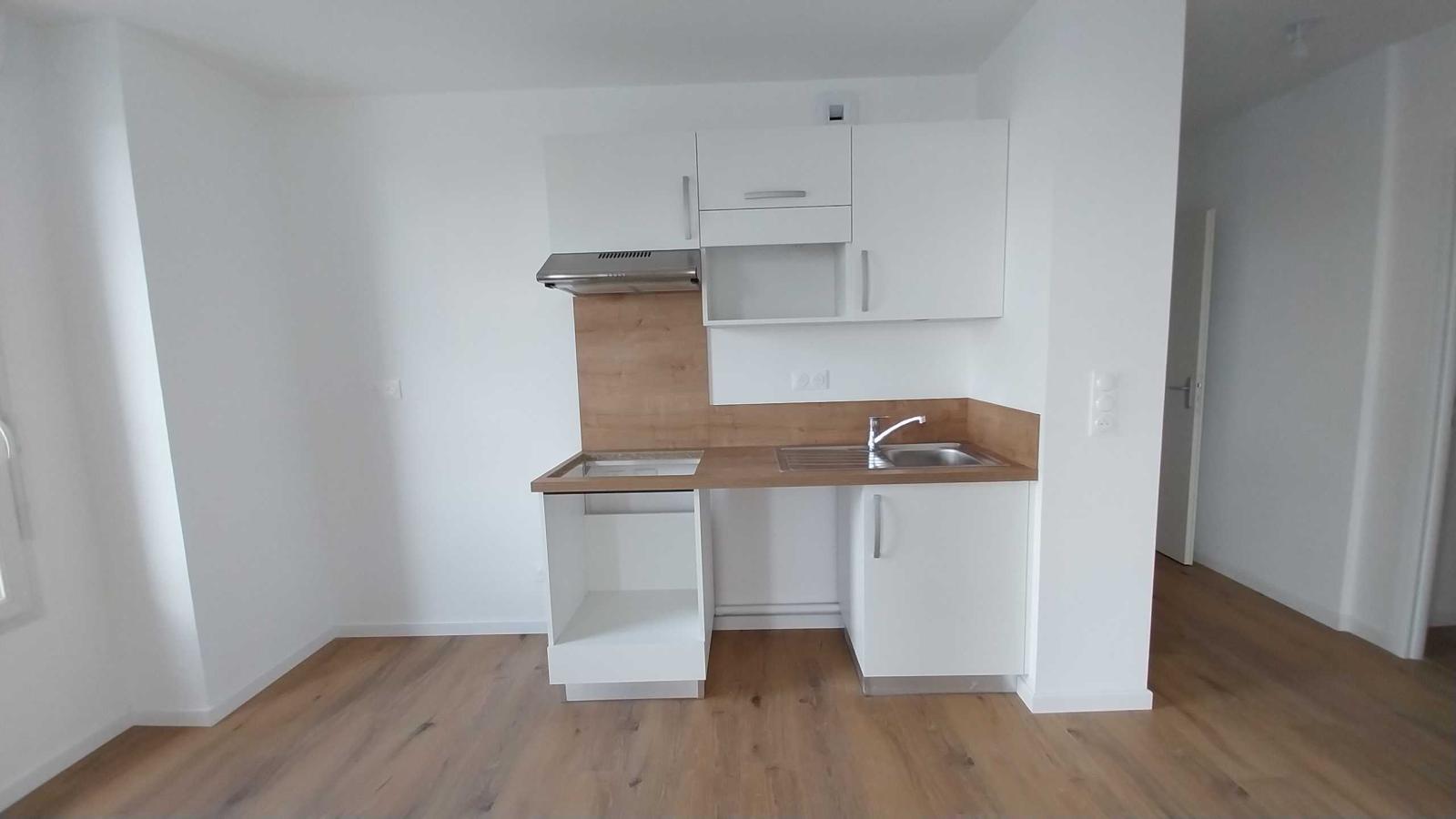 
																																							3 pièces - 
																																						1er étage - 60m² - 821,00 € - Photo #1
